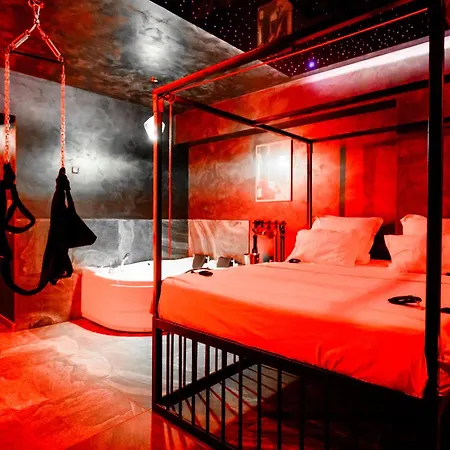 Ruby Night Luxury Βουκουρέστι