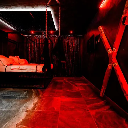 Ruby Night Luxury 아파트 *